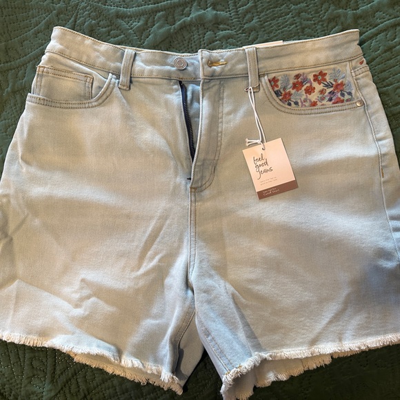 New with tags! Lauren Conrad cut-off shorts. - Picture 1 of 4